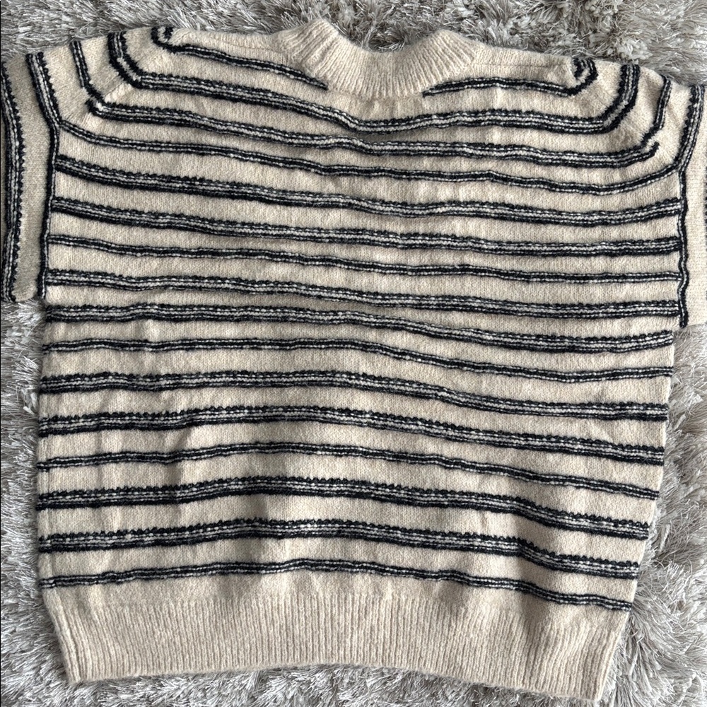 TOPSHOP Sweater🤍✨ - Picture 4 of 6